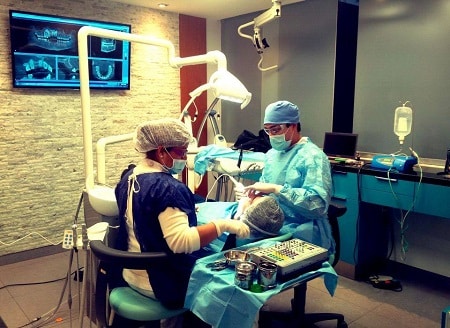 Bone graft dental implants