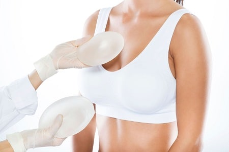 reemplazo de implantes mamarios 